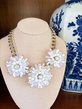 Banana Republic Milky White Beaded Flower Statement Necklace Silver Tone